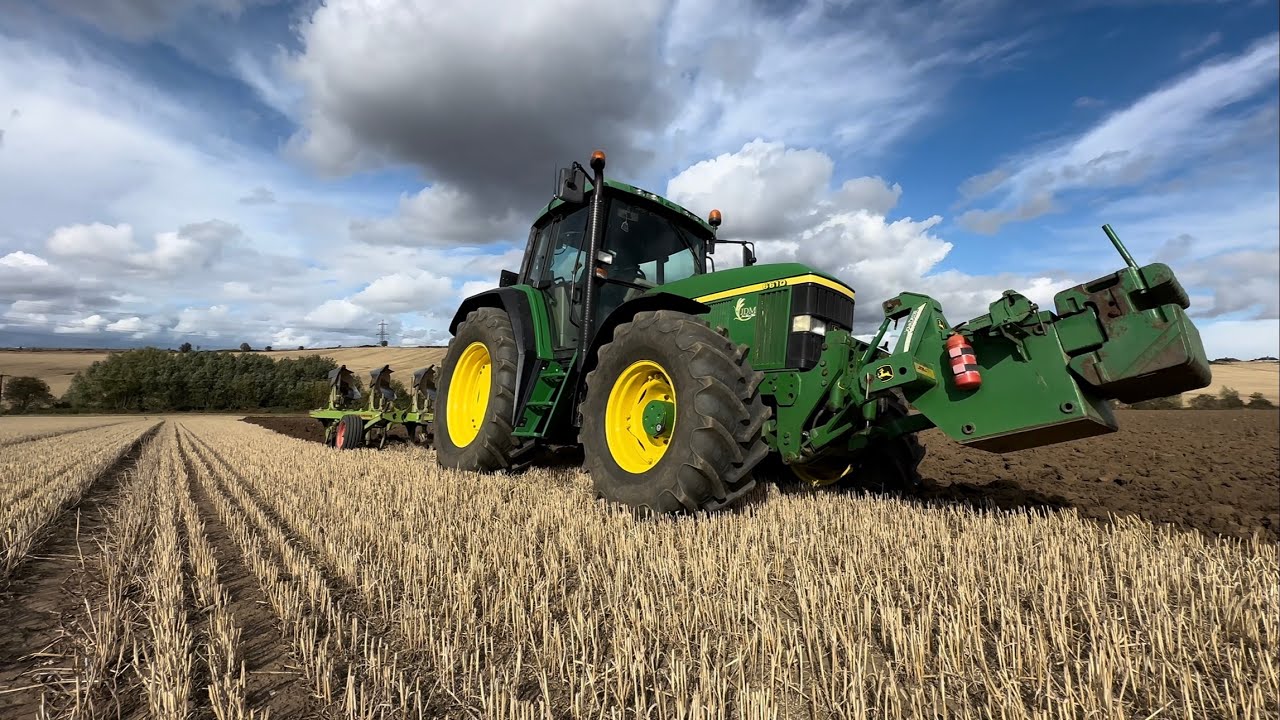 John Deere 6610 ploughing 