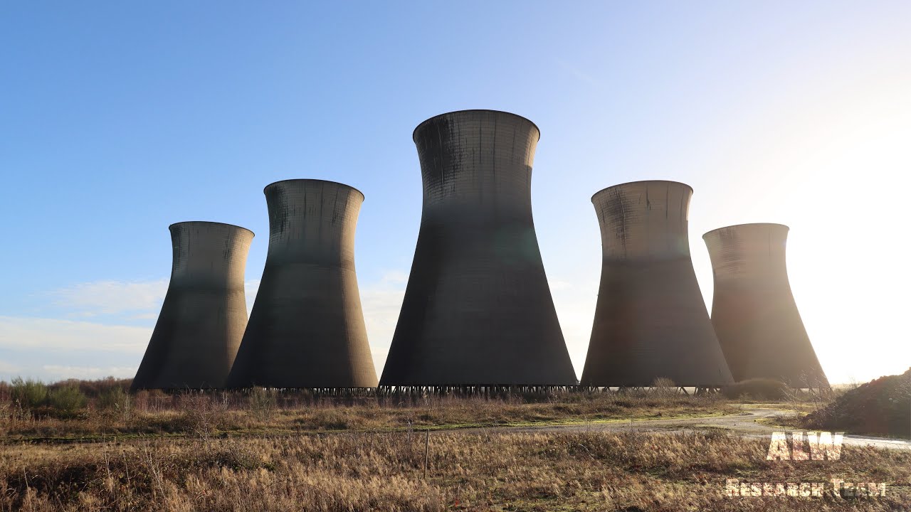 How Does a Power Station Cooling Tower Work?