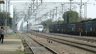 Madly Honking Vande Bharat Express overtakes Freight Train | Indian Railways