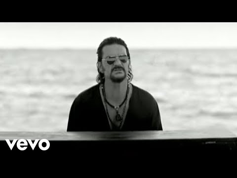 Ricardo Arjona - Quiero (Video)