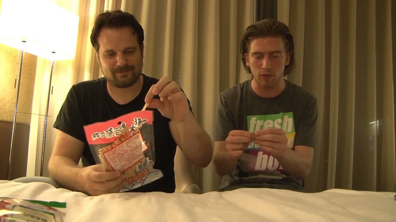 Best of Gronkh und Sarazar Let's Eat Chinese Snacks