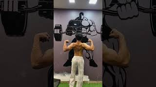 Muscular back chahiye to ye lagao#backworkout #fitness #ytshorts #support #gym