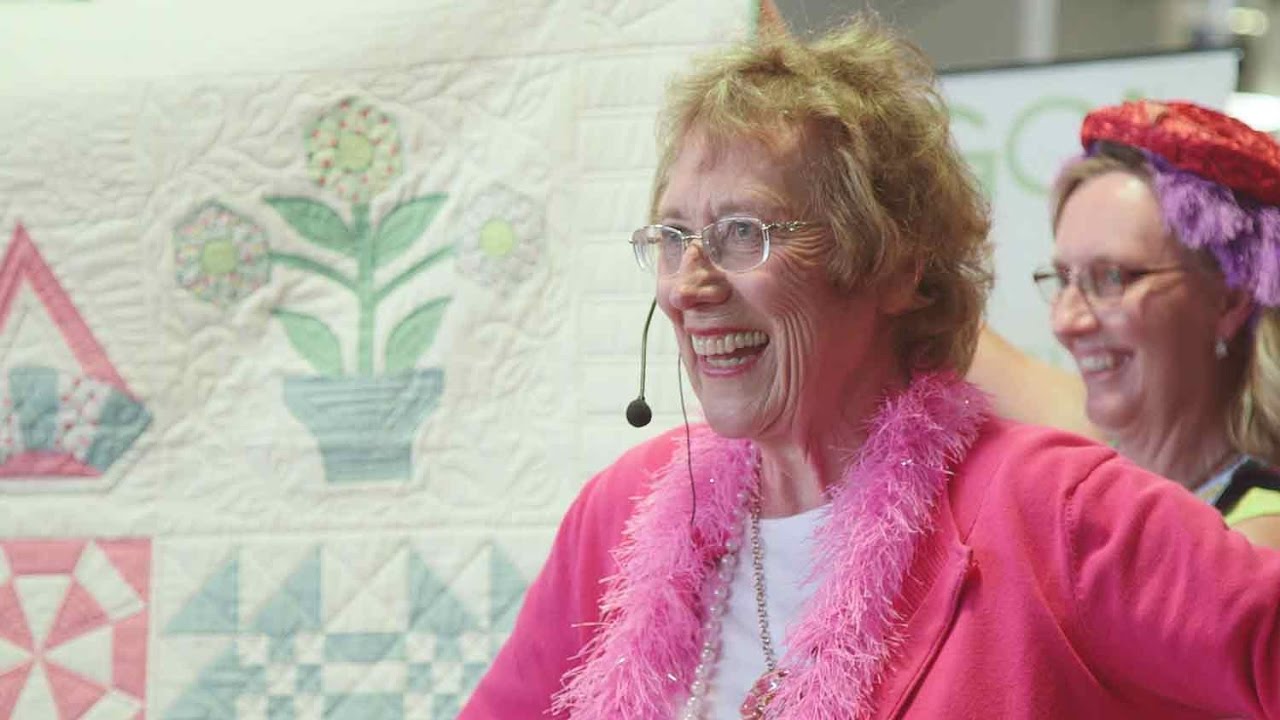 A Quilt Trunk Show With Eleanor Burns AccuQuilt YouTube A Quilt Trunk Show With Eleanor Burns AccuQuilt YouTube