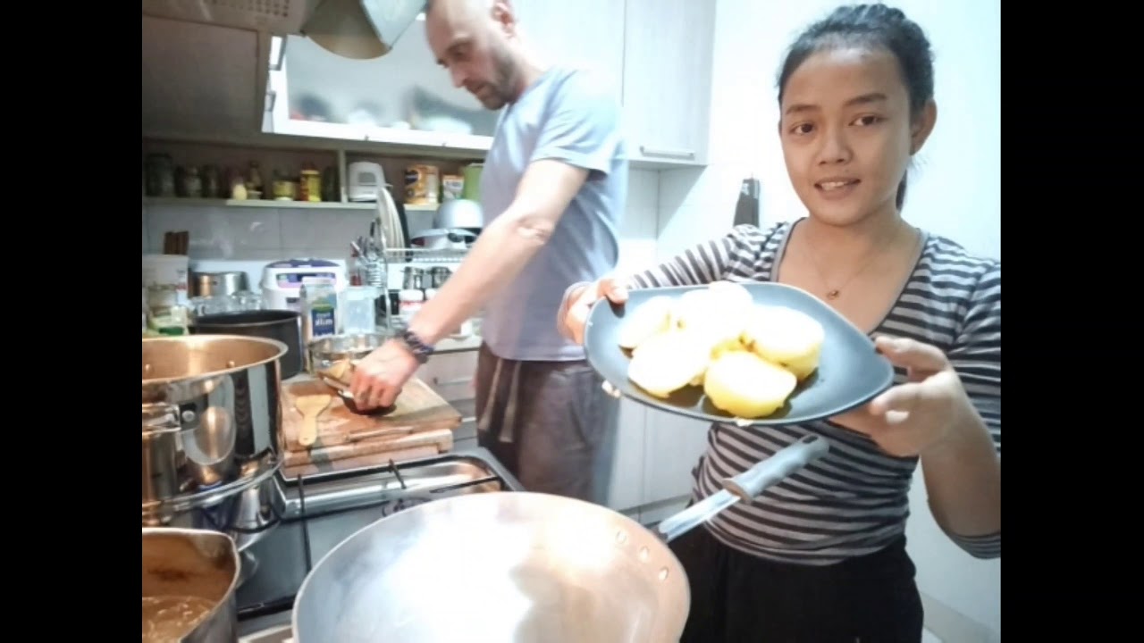 Masak makanan eropa sama suami tercinta ️ 