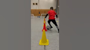 MESSI DRIBBLING 🔥 FOOTBALL SKILLS ✨