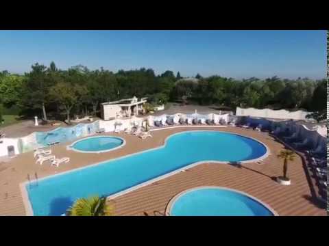 Video-thumbnail van Camping de L