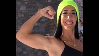 Model Huge Biceps 514.