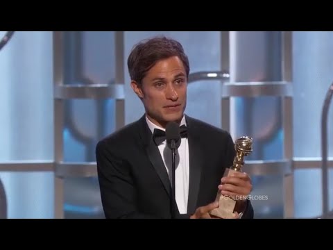 Videó: Gael García Bernal nettó értéke: Wiki, Házas, Család, Esküvő, Fizetés, Testvérek