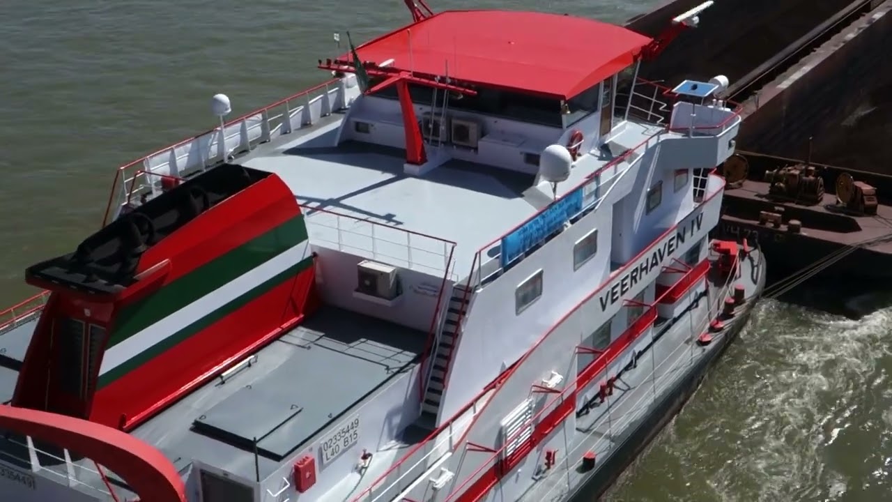 duwboot VEERHAVEN IV - Waal bij Nijmegen