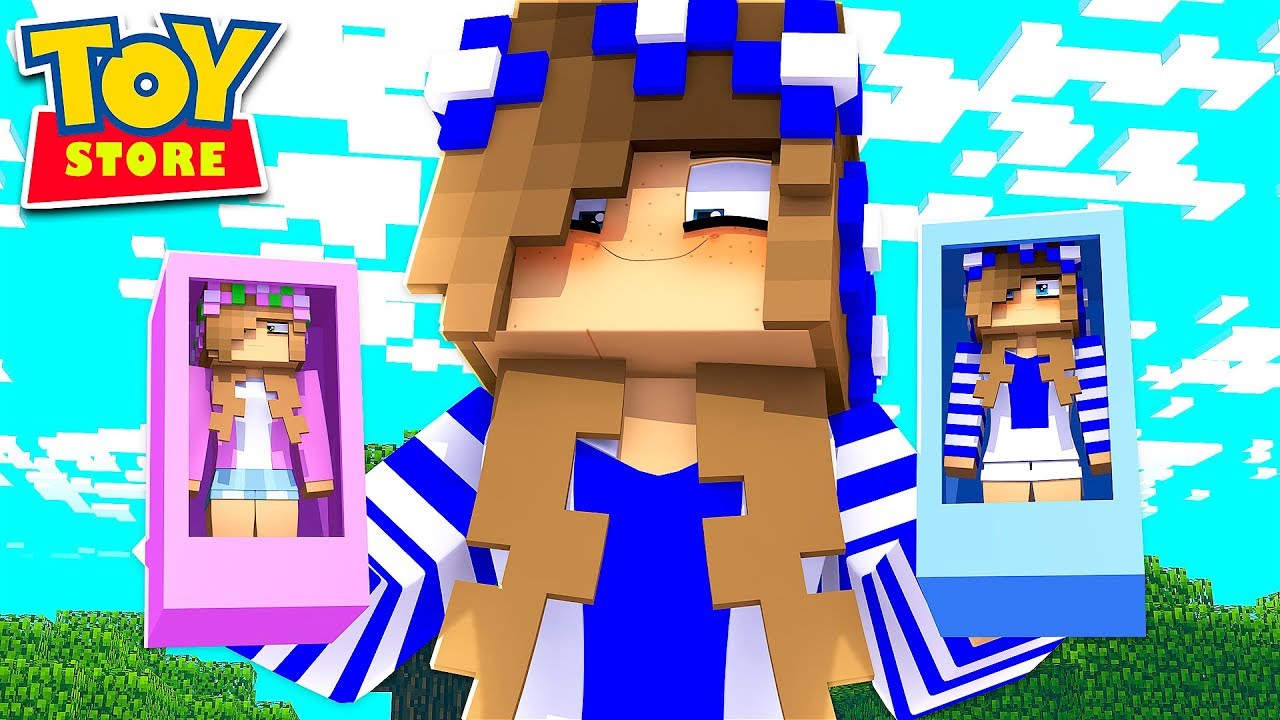 THE LITTLE CARLY DOLL BECOMES A HUMAN! (Minecraft Toystore).