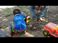 Small Baby Eating to Dog in the Village કુતરા ને રોટલો ખવડાવાની મજા પડી