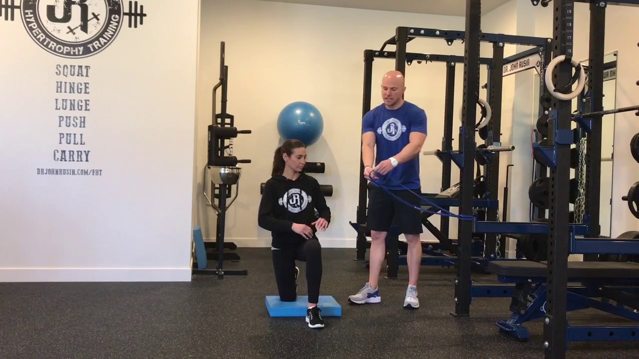 Anti Rotation Half Kneeling Banded Pallof Press - YouTube