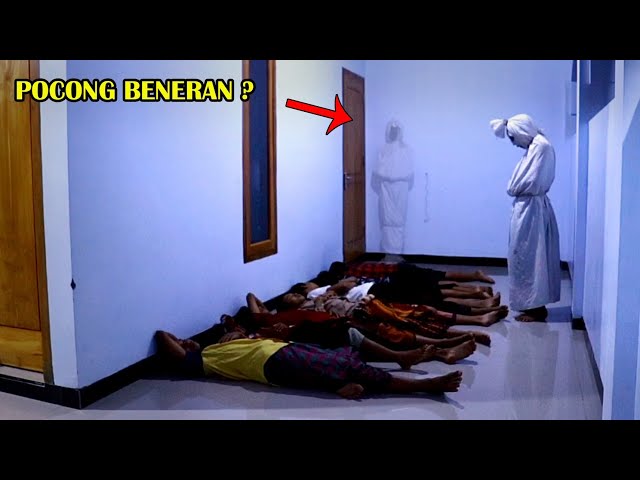 Kompilasi Prank Horor Lucu ! Pocong apes 🤣 dijamin ngakak 🤣 class=