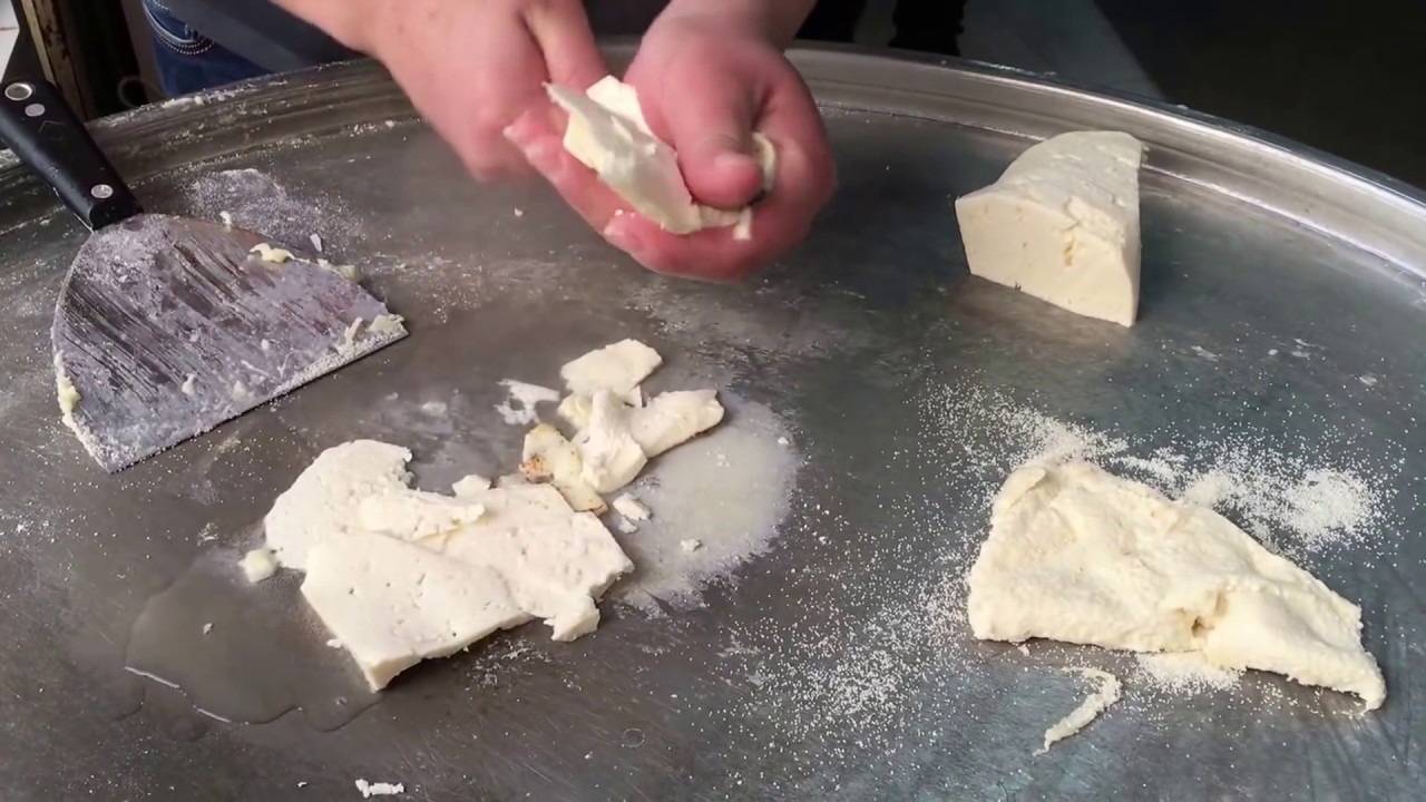 It's Not Knefeh, It's a Cheese All-Day Craving: Street food in Tripoli: 