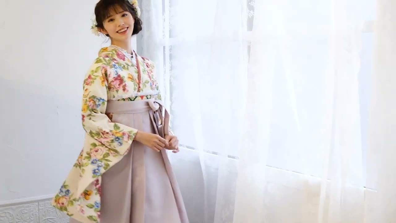 アンティークローズ×スモーキーピンク | 卒業式袴レンタルのアンジュ