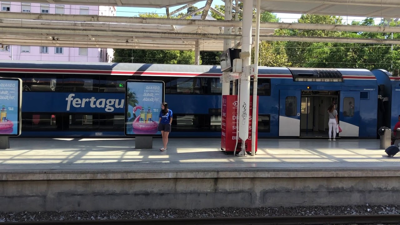 Comboios sem Paragem - Estação Roma Areeiro (Lisboa-PT)