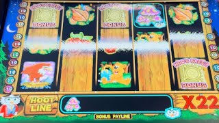 I Played On This Old HOOT LOOT Slot In Las Vegas And WON!!! screenshot 5