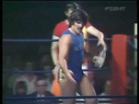 World Of Sport - Mark Rollerball Rocco vs Steve Gr...