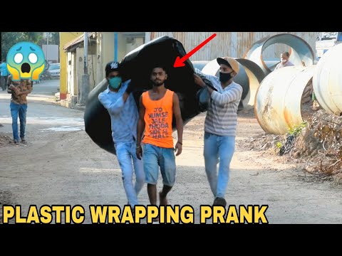 PLASTIC WRAPPING PEOPLE PRANK PART || PRANK IN INDIA || MOUZ PRANK