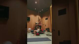 Şeyma Subaşı Direk Dansı Yaptı