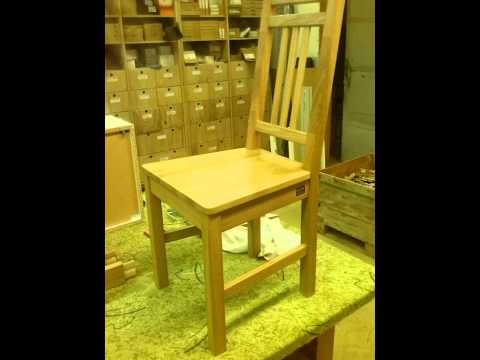 Video: Židle S Područkami V Interiéru Kuchyně: Výběr Kuchyňských Měkkých A Tvrdých židlí S Područkami, Materiály A Barvami
