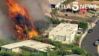 Brush Fire Threatens Homes in Pacific Palisades | Part 1