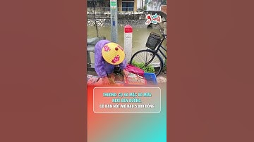 Cụ bà mặc áo mưa ngồi bên đường, cố bán nốt mớ rau 5.000 đồng | Hóng Chuyện Đó Đây