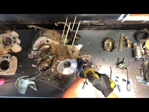 honda-foreman-450-trx450---charging-problems---stator/flywheel-removal-no-spark