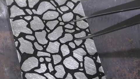 Making etched rolling mill plates