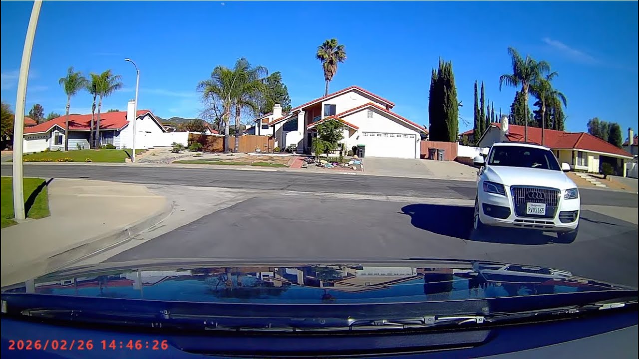 Crazy White Audi SUV Road Rage #dashcam #roadrage #caraccident 