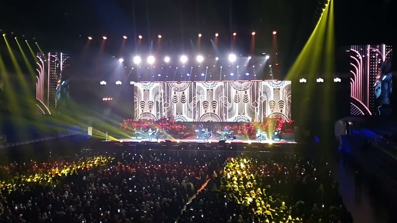 Dewa19 di Malaysia - Bohemian Rhapsody by Ello & Amir Masdi 29 Sept 23