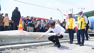 Presiden Jokowi Tinjau Proyek Rekonstruksi Jalan, Lampung Tengah, 27 Oktober 2023