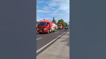 KONVOI TRUCK TANGKI MINI BBM PERTAMINA DAN TRUCK CRANE FUSO #shorts #viral #subscribe