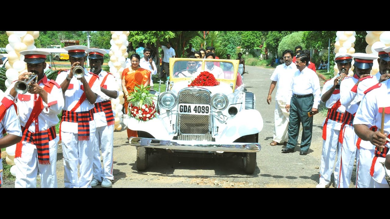 Wedding Luxury / Vintage Cars Rental in Delhi, Gurgaon, Noida Call Us