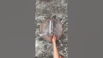 Con dao phở thái làm bằng thép xu bắp tàu thủy sắc bén như nước vậy thật hiếm có