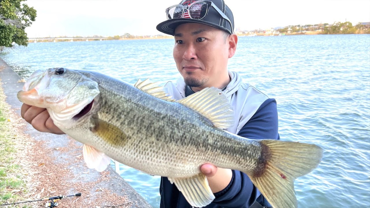 The first bass for the first fishing boy class! - YouTube