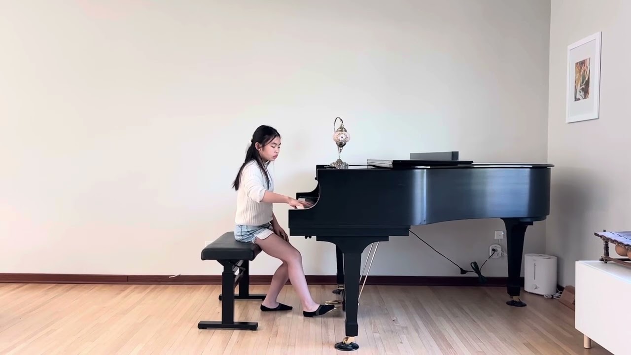 Isla Yik — Nocturne in C# Minor by Frédéric Chopin