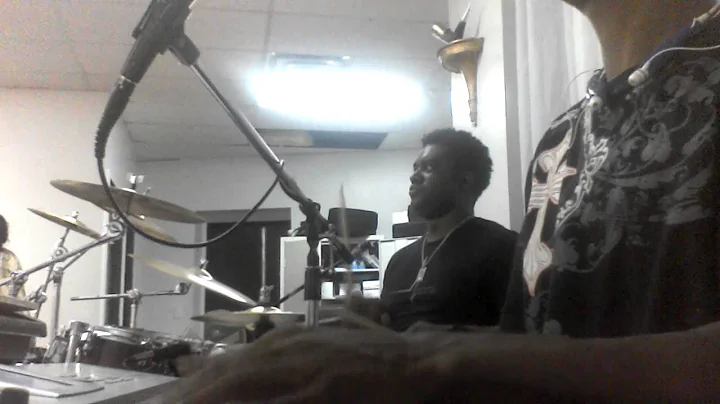 NEWHOUSE & ADRIAN LIVE  PLAYING IN PRAISE 10 07 15...