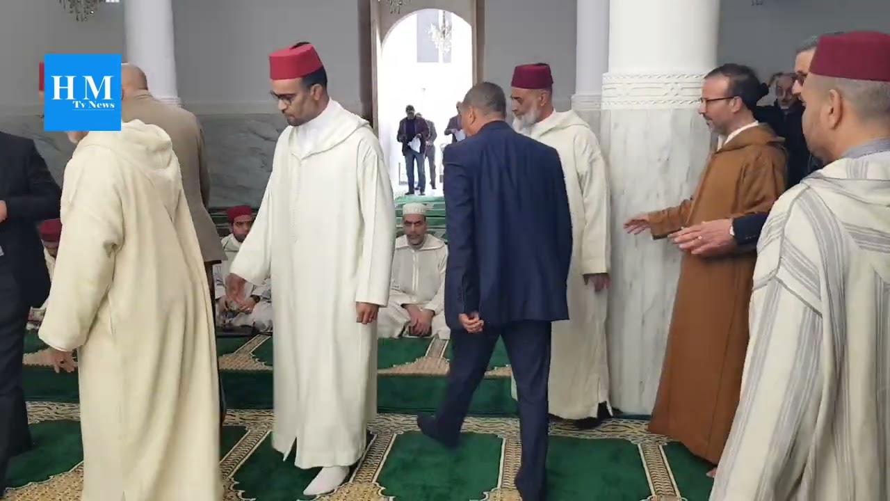 عامل عمالة عين السبع الحي المحمدي قام بتدشين مسجد بحي الوفاق عين السبع