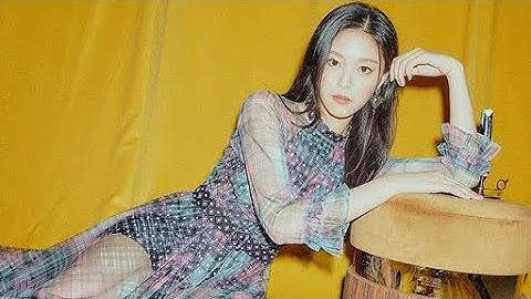 LOONA PTT (Paint The Town) MV but it’s just when Hyunjin gets a solo or focus screen time