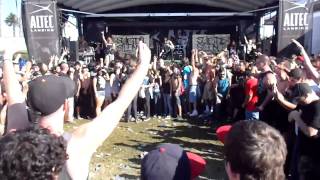 Suicide Silence WALL OF DEATH @Pomona Warped Tour 2010 "DISENGAGE"