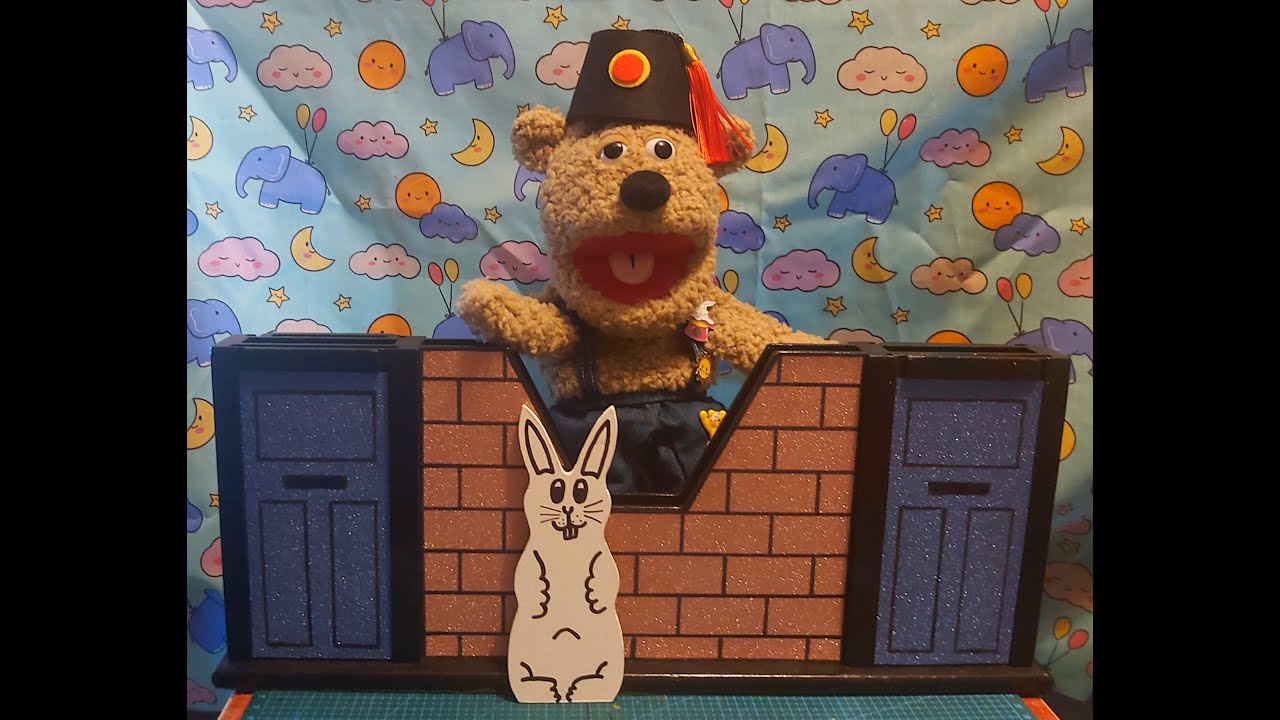 MAGIC WITH SUNNY BEAR, RUN RABBIT RUN (SILLY PUPPETS) (SILLY PUPPETS ...