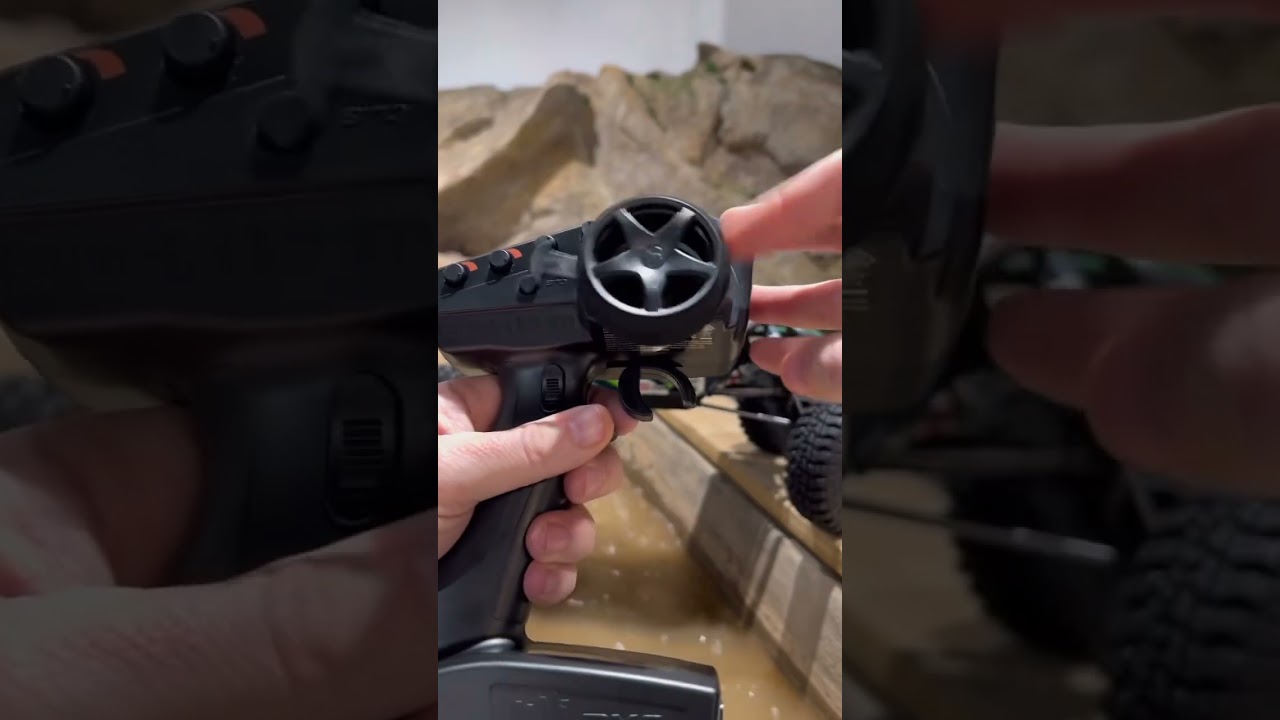 Unboxing the axial Gilamon. 