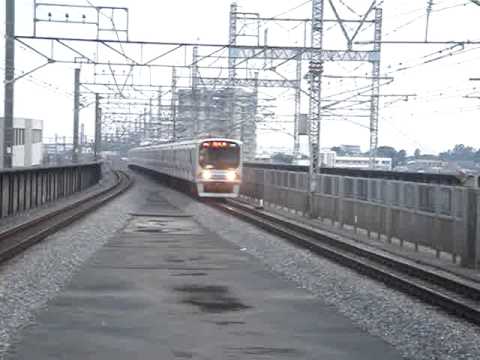 北与野駅を通過する埼京線７０－０００系