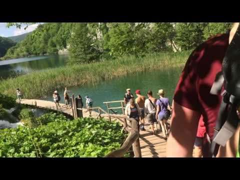 exploring-croatia-with-kids:-plitvicka-jezera-(plitvice-lakes)