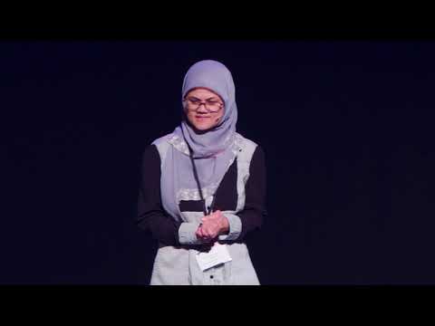 Siti Khayriyyah Binti Mohd Hanafiah - Malaysia - Famelab 2018 Winner