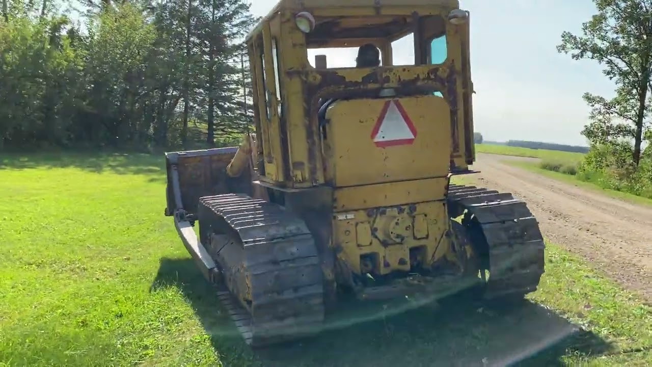 Cat D7 Dozer Running