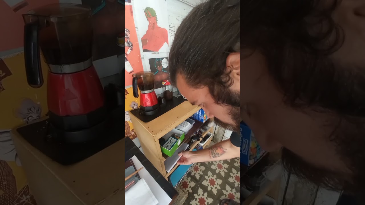 Monday Cleaning my  Manga Studio. 