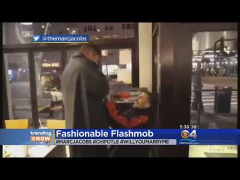 TRENDING: Fashion Designer