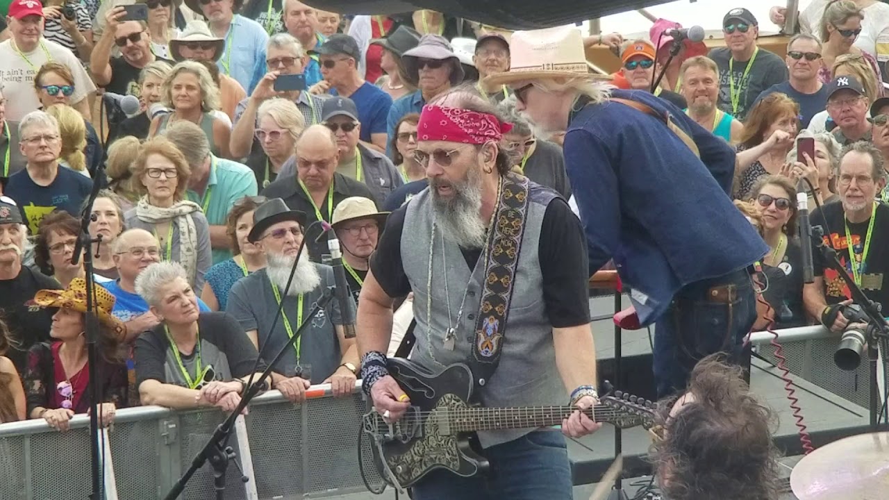 Outlaw Country Cruise 5 Steve Earle Fixin' to Die/Hey Joe sail away set 1292020 YouTube